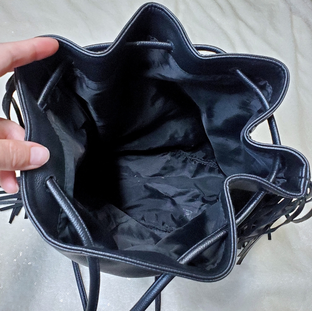 CLOSET CLOSING ~~ Victoria Secret Faux Leather Fringe Backpack Black - Picture 7 of 8